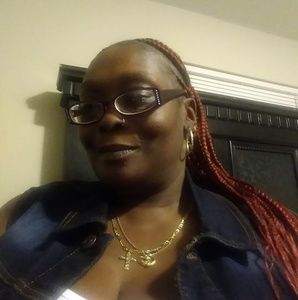 Meet your Posher, Renee